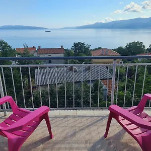 https://anita-studio.primorje-gorskikotar.com